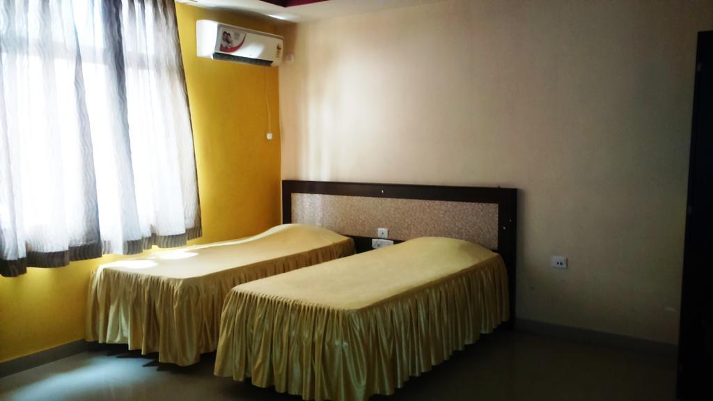 Hotel Parashuram Guwahati Ngoại thất bức ảnh
