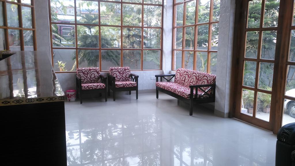 Hotel Parashuram Guwahati Ngoại thất bức ảnh