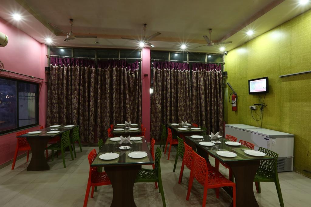 Hotel Parashuram Guwahati Ngoại thất bức ảnh