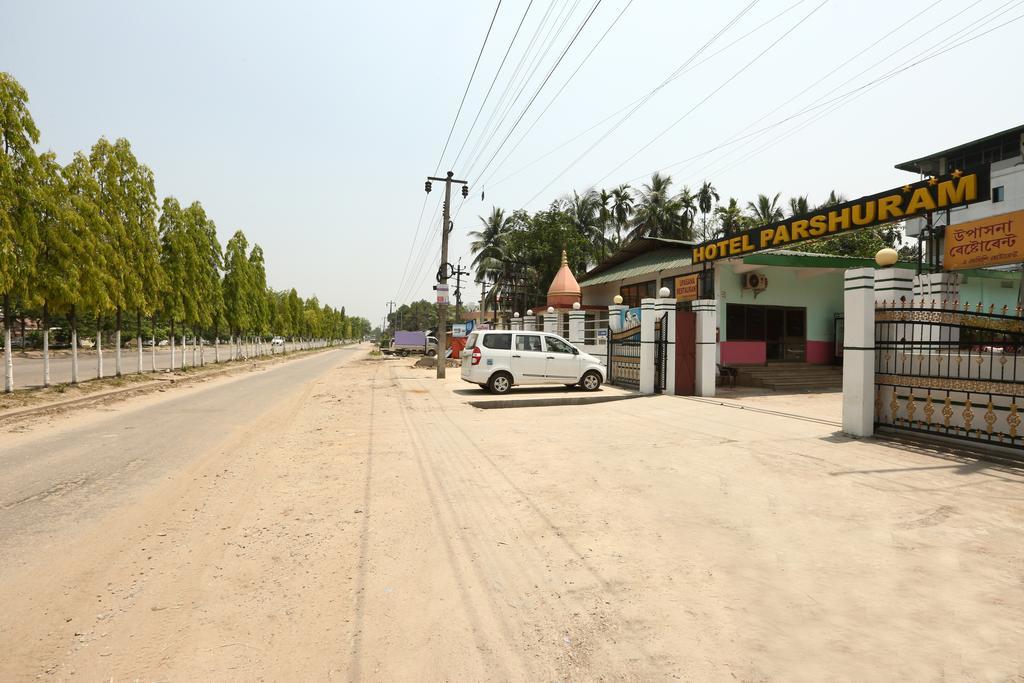 Hotel Parashuram Guwahati Ngoại thất bức ảnh