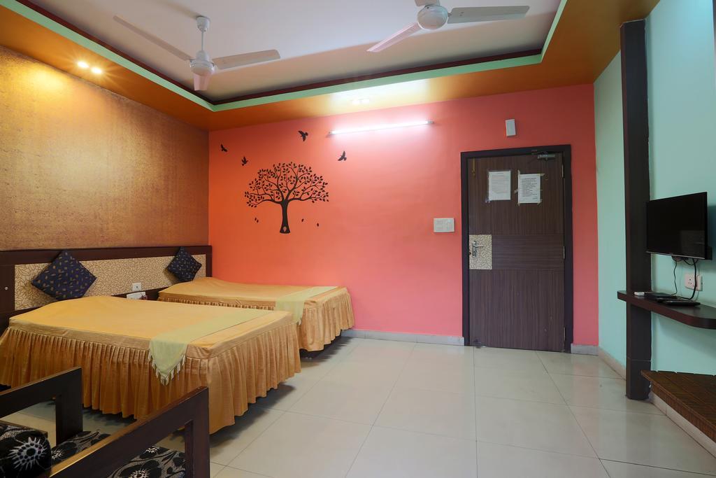 Hotel Parashuram Guwahati Ngoại thất bức ảnh